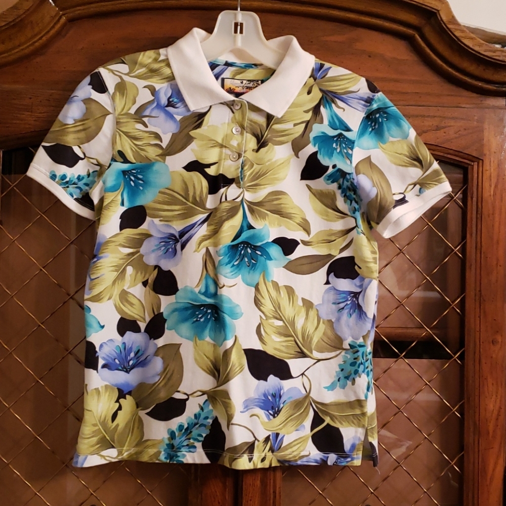 Havana Jack's Hawaiian-print short sleeved top